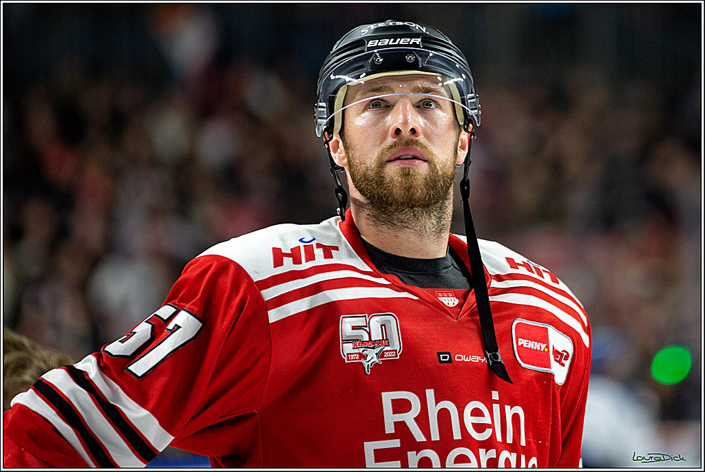 PENNY DEL; Koelner Haie- Straubing Tigers; Koeln, 28.12.2022